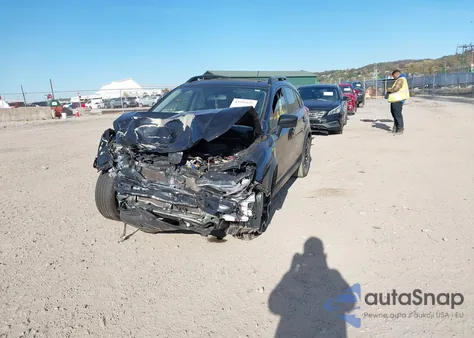 2016 Subaru Crosstrek 2.0I Premium z USA, uszkodzony, nr VIN JF2GPABC3G8255035